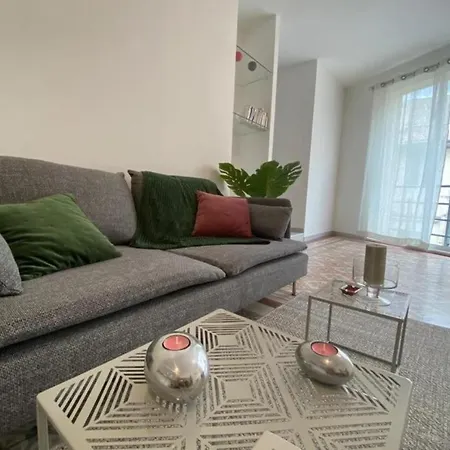 Le First - Comfort In The Heart Of The * 님